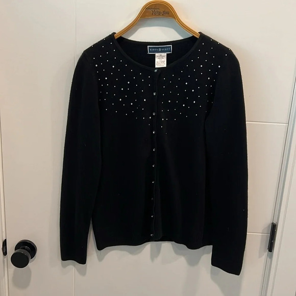 🚩 Karen Scott black  button up sweater size small - Picture 2 of 8